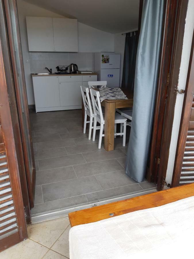 Apartments Vukelic Starigrad Paklenica Exterior foto